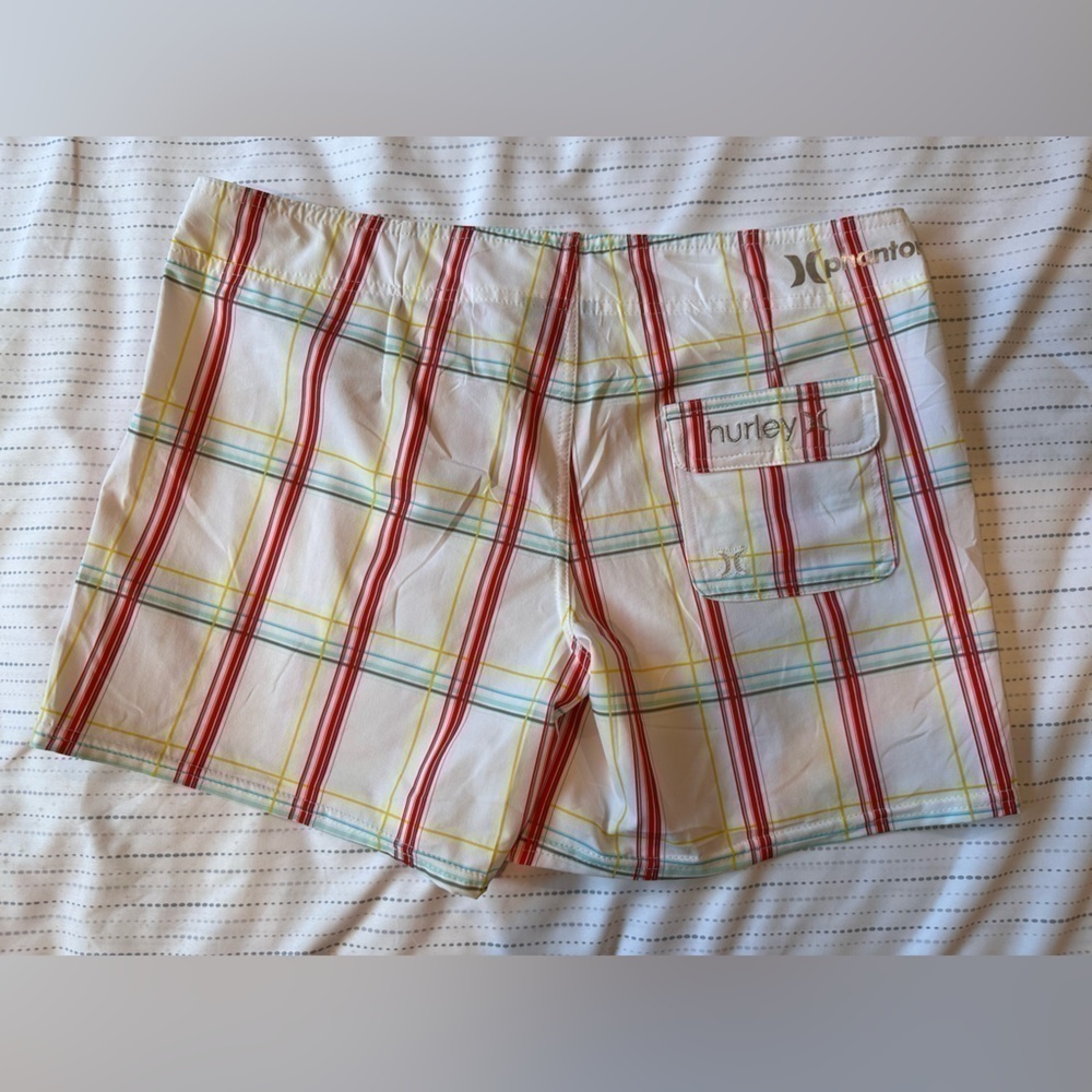⭐️ Hurley swim/summer shorts.  Size 7 - Picture 2 of 8